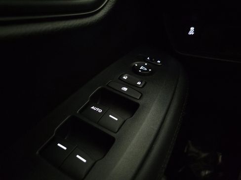 Certified 2023 Honda HR-V LX image 21