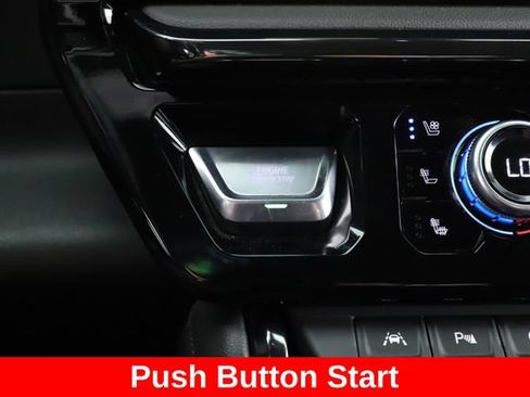 Used 2023 GMC Sierra 1500 AT4 w/ AT4 Premium Package AWD/4WD image 23