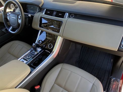 Used 2021 Land Rover Range Rover Sport SE image 12