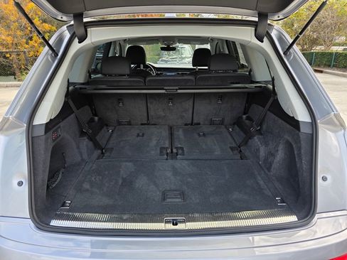 Used 2022 Audi Q7 3.0T Premium w/ Convenience Package image 26