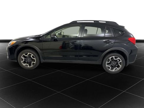 Used 2017 Subaru Crosstrek 2.0i Limited image 2