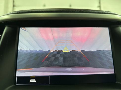 Used 2023 GMC Acadia SLT image 26