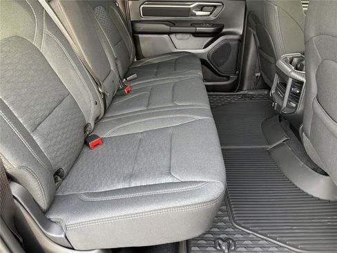 New 2026 RAM 1500 Big Horn AWD/4WD image 11