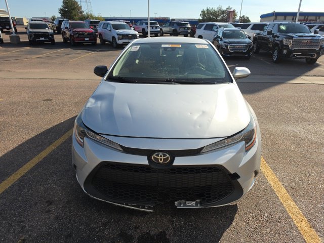 Used 2020 Toyota Corolla LE FWD image 9