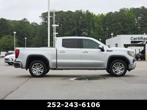 Used 2020 GMC Sierra 1500 SLT w/ SLT Premium Plus Package AWD/4WD image 8