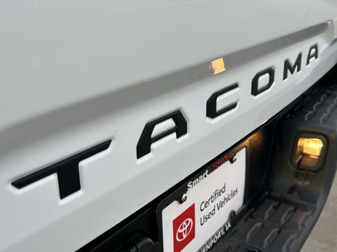 Certified 2023 Toyota Tacoma TRD Off-Road image 8