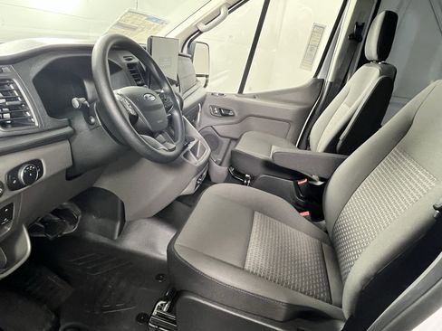 New 2026 Ford Transit 250 148 Medium Roof Extended AWD image 8
