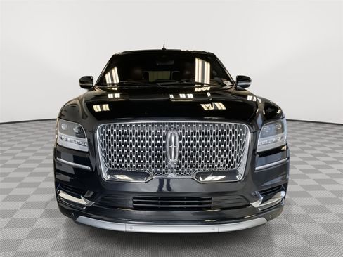Used 2020 Lincoln Navigator Reserve w/ Luxury Package image 4