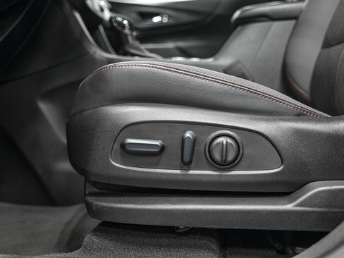 Used 2023 Chevrolet Equinox RS w/ RS Leather Package AWD/4WD image 14