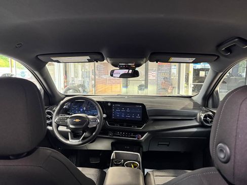 Used 2026 Chevrolet Equinox LT FWD image 31