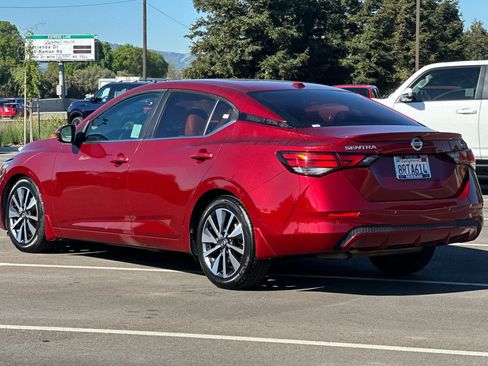 Used 2020 Nissan Sentra SV w/ SV Premium Package image 6