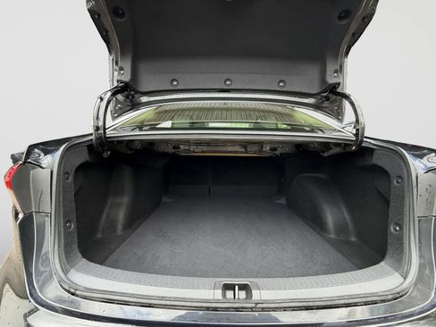 Used 2023 Toyota Corolla LE AWD/4WD image 14