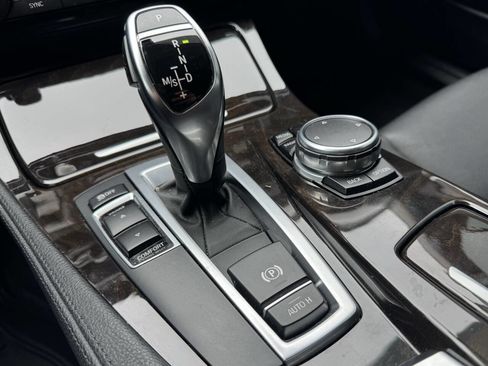 Used 2016 BMW 528i Sedan image 14