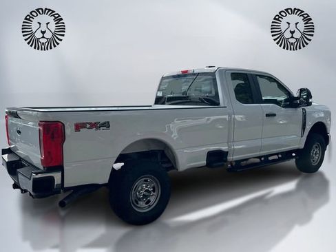 New 2026 Ford F250 XL w/ XL Off-Road Package image 5