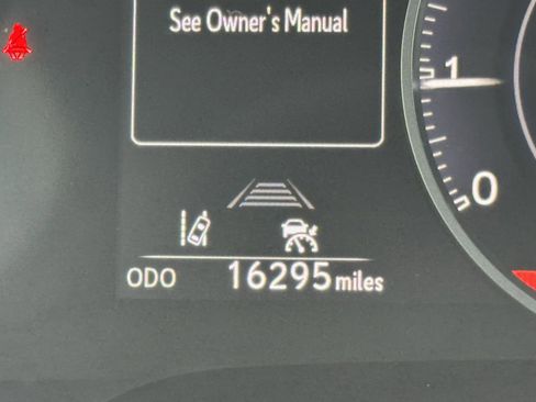 Used 2023 Lexus RX 350 Premium image 18