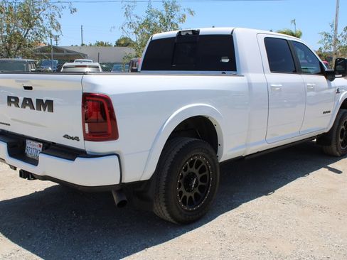 Used 2026 RAM 2500 Limited AWD/4WD image 4