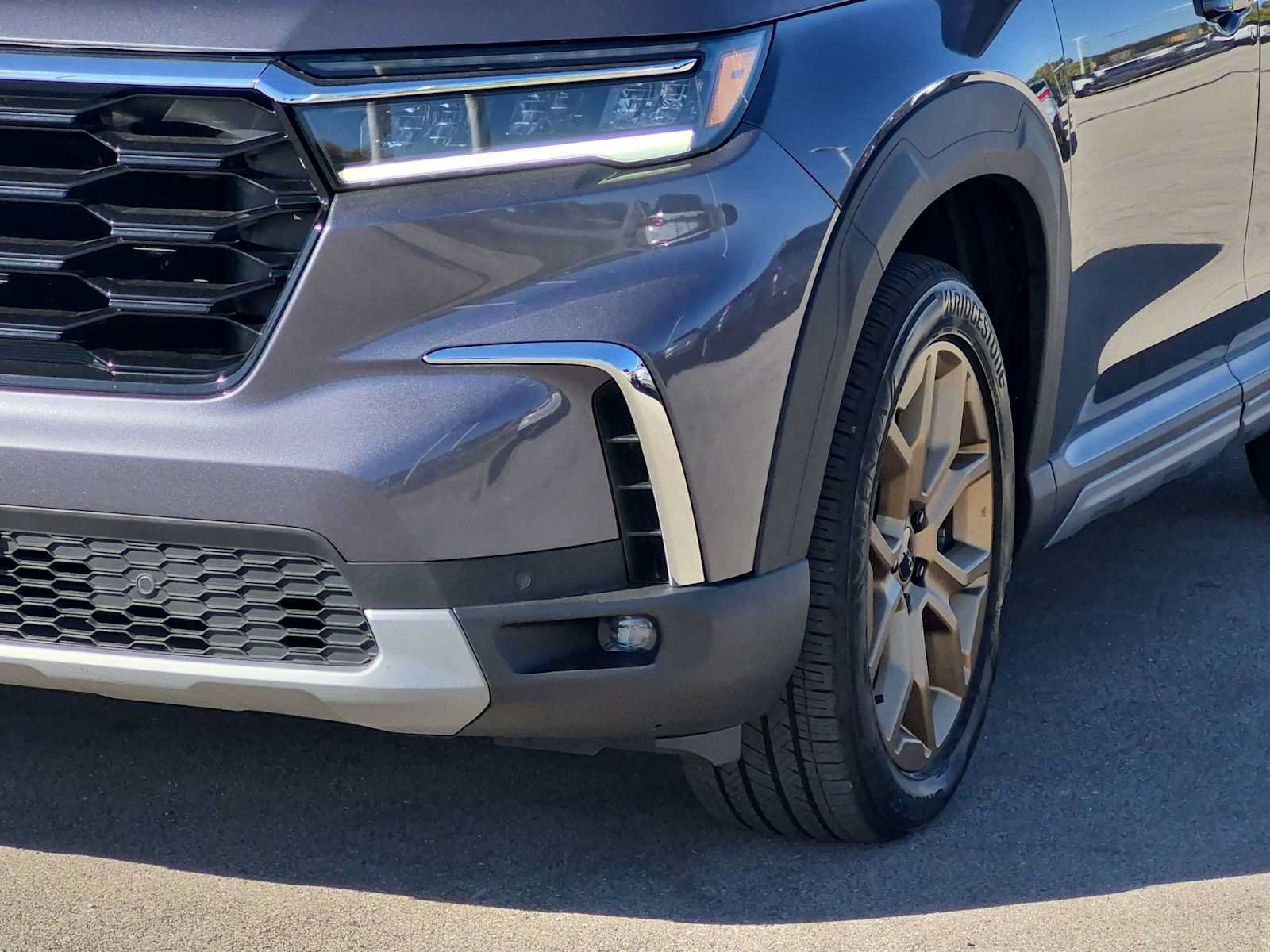 Certified 2024 Honda Pilot Touring image 11