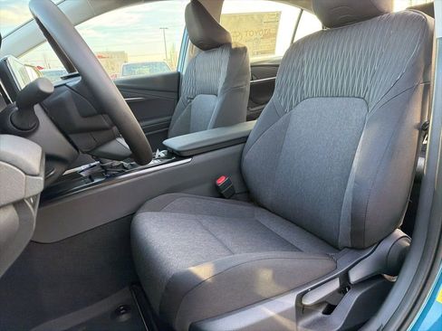 New 2026 Toyota Camry LE image 5