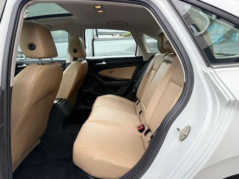 Used 2019 Volkswagen Jetta SEL FWD image 30