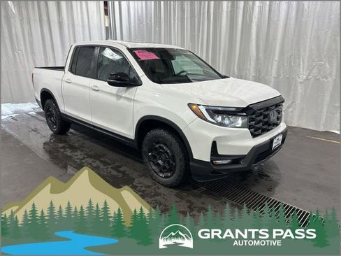 New 2026 Honda Ridgeline TrailSport image 1