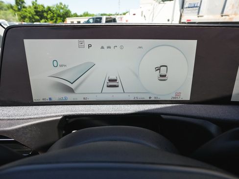 Used 2023 Kia EV6 Wind w/ Wind Technology Package AWD/4WD image 21