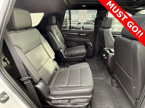 Used 2022 GMC Yukon Denali w/ Advanced Technology Package image 17