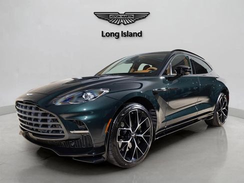 New 2026 Aston Martin DBX 707 image 1