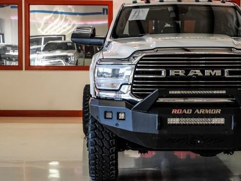 Used 2020 RAM 3500 Laramie image 43