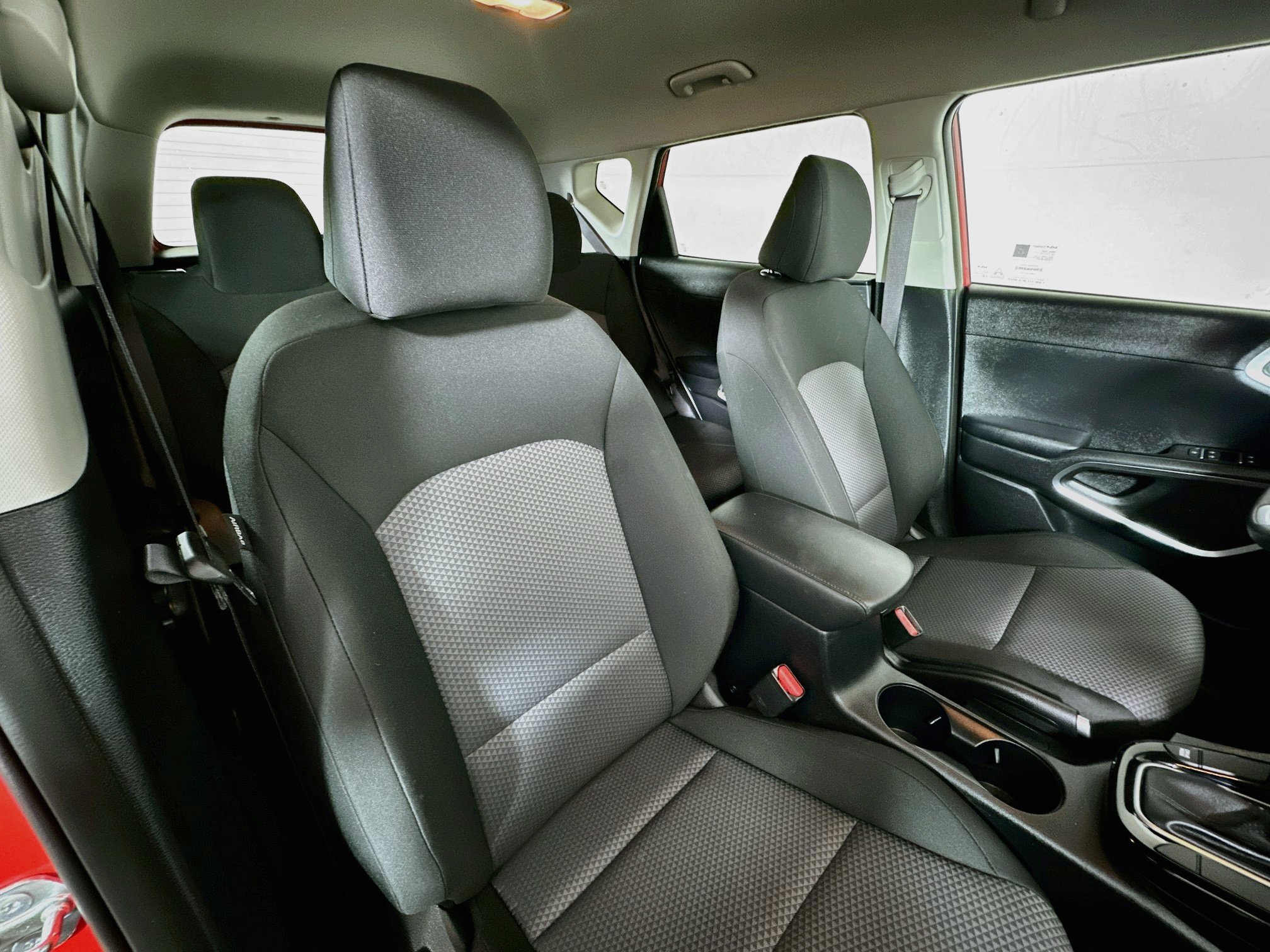 Used 2025 Kia Soul S FWD image 26