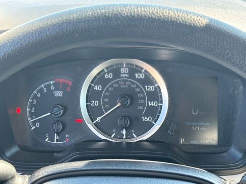 Used 2022 Toyota Corolla LE image 15