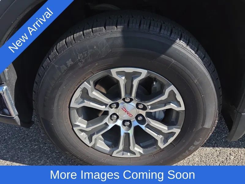Used 2025 GMC Sierra 1500 SLT RWD image 7