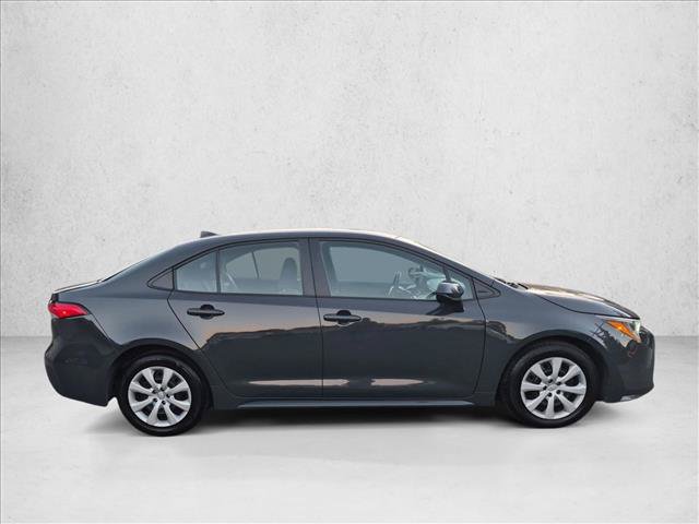 Used 2023 Toyota Corolla LE FWD image 4