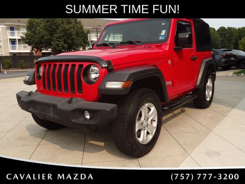 Used 2018 Jeep Wrangler Sport AWD/4WD image 8