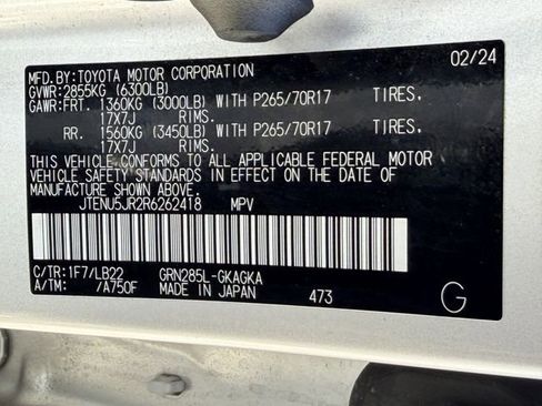 Certified 2024 Toyota 4Runner SR5 Premium image 33