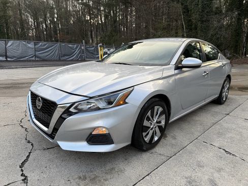 Used 2019 Nissan Altima 2.5 S image 16