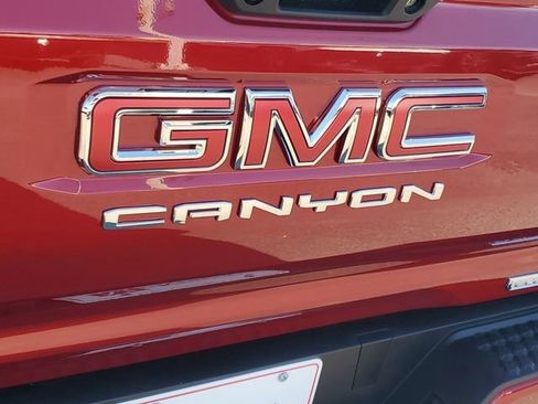 New 2026 GMC Canyon Elevation w/ Convenience Package image 27