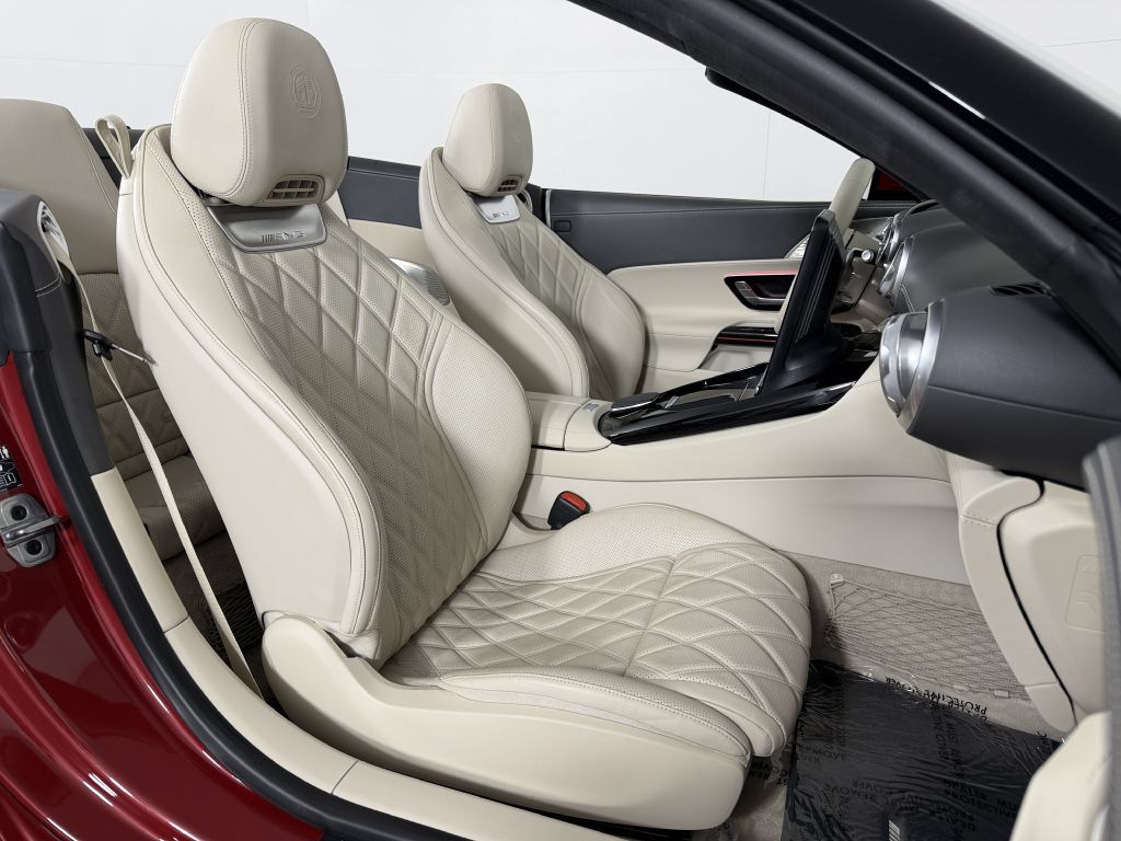 Used 2024 Mercedes-Benz SL 43 AMG image 56