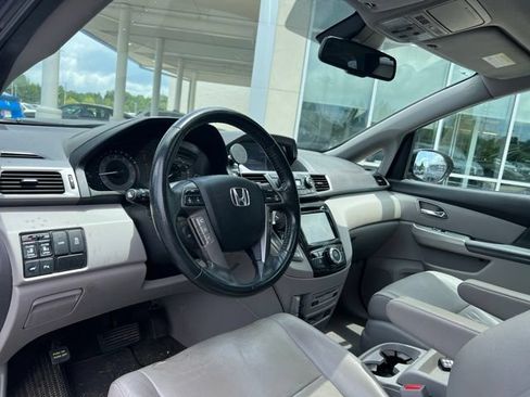 Used 2015 Honda Odyssey Touring image 12