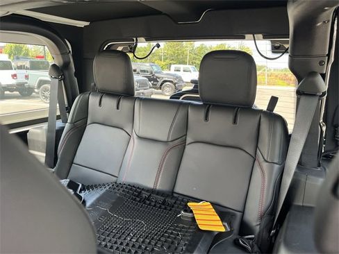 New 2025 Jeep Wrangler Rubicon image 28