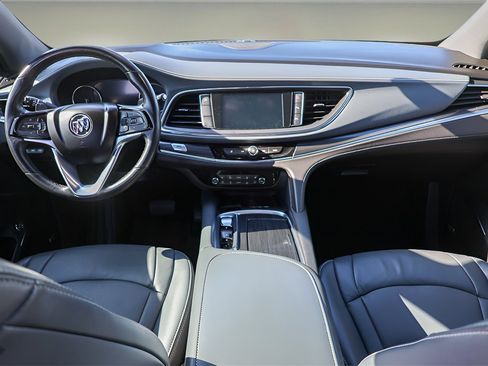 Used 2024 Buick Enclave Premium image 16