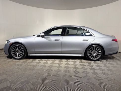 Used 2023 Mercedes-Benz S 500 4MATIC w/ AMG Line image 3
