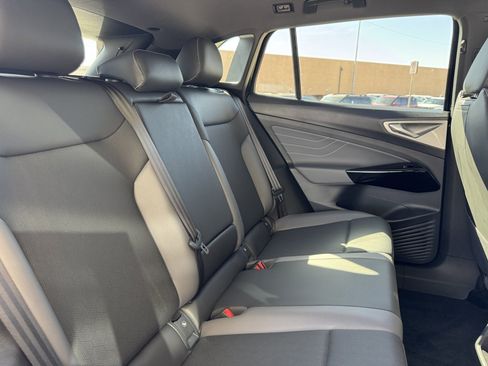 Used 2023 Volkswagen ID.4 Pro S Plus image 39