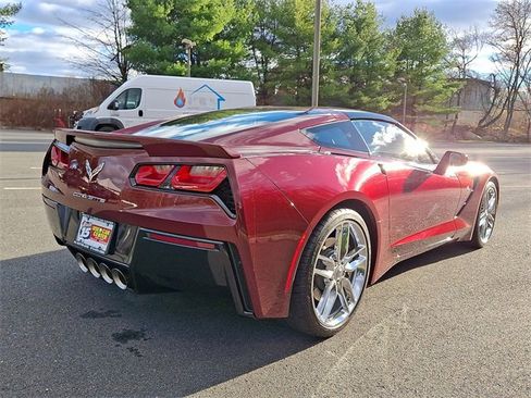 Used 2019 Chevrolet Corvette Stingray Coupe w/ 2LT Preferred Equipment Group image 12