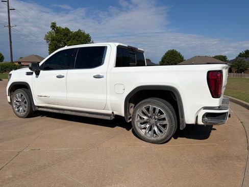 Used 2024 GMC Sierra 1500 Denali w/ Denali Reserve Package AWD/4WD image 2