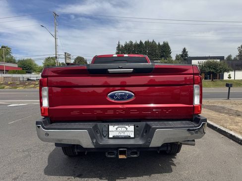 Used 2019 Ford F350 XLT w/ XLT Premium Package AWD/4WD image 2