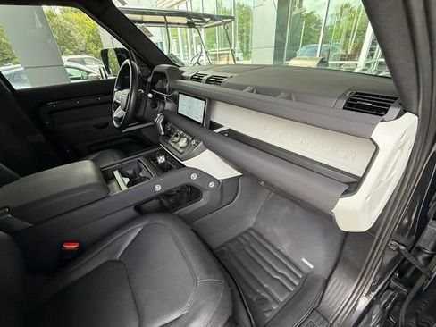 Used 2023 Land Rover Defender 110 S AWD/4WD image 17