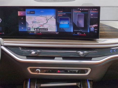 Used 2023 BMW X7 xDrive40i w/ Executive Package image 18