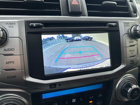 Used 2016 Toyota 4Runner Limited image 20