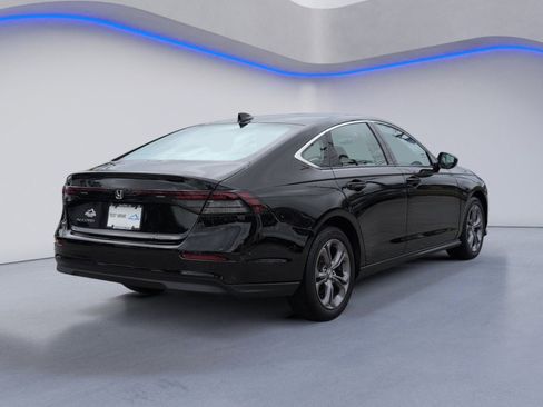 Used 2024 Honda Accord EX image 5