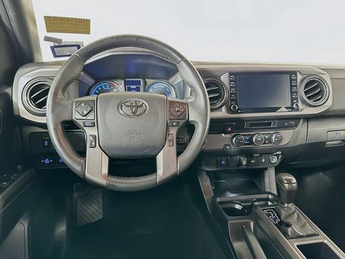 Certified 2023 Toyota Tacoma TRD Off-Road image 22